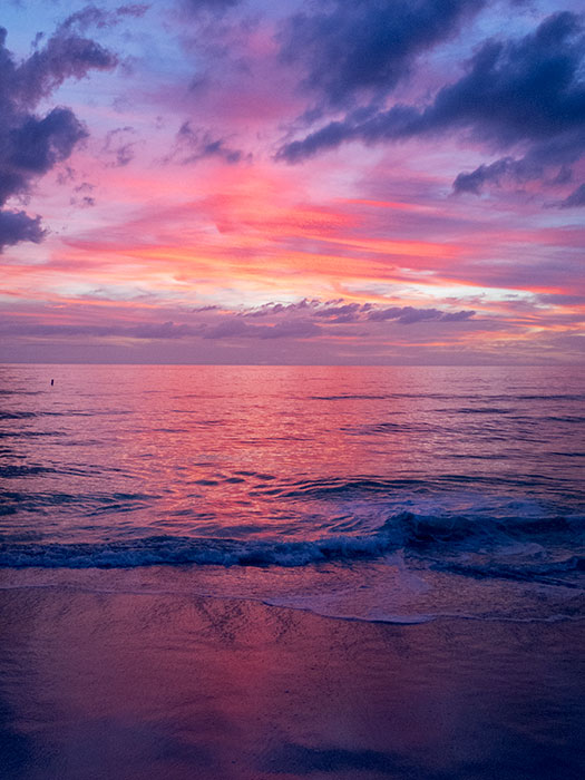 Christmas Break, Part 2: Santa Maria Island 12.24-28.15